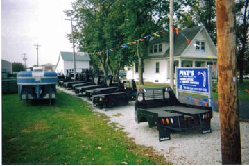 Bradford beds in driveway at Pikes